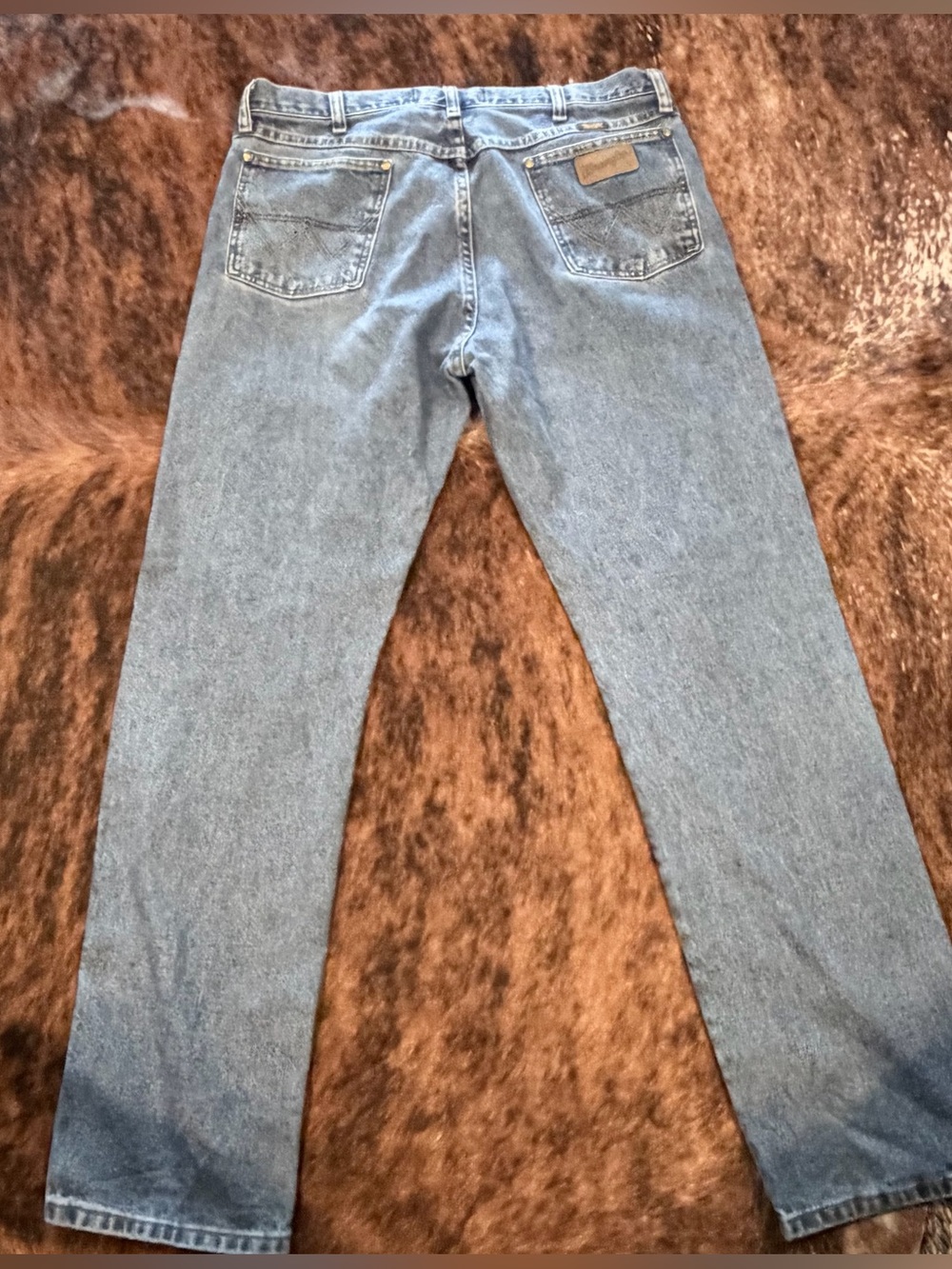 Wrangler George Strait Cowboy Cut Jeans Mens 37x34 Distressed Straight Leg